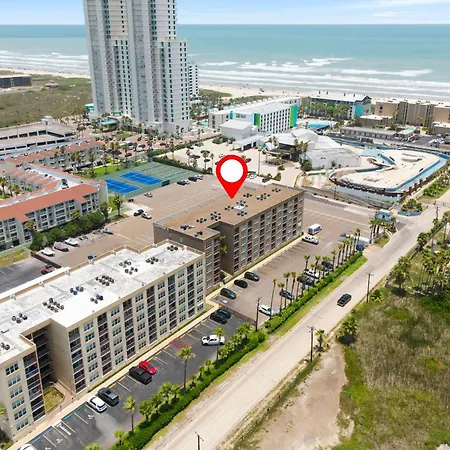 1 Bedroom Studio Near Beach W Pool & Amenities